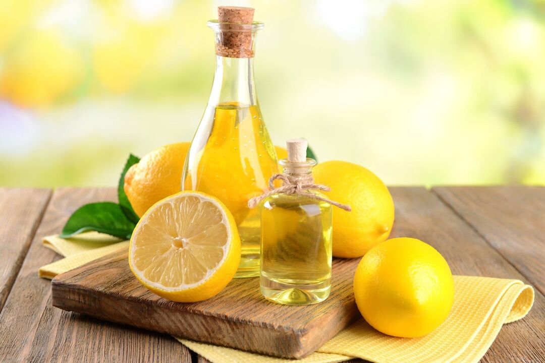 Éter de limón el principal para blanquear la piel del rostro. 